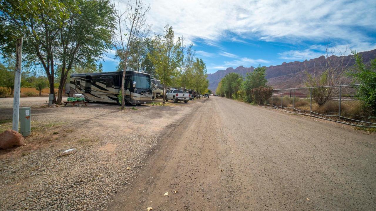 Funstays Glamping Setup Tent In Rv Park #6 Ok-T6 Moab Exteriér fotografie