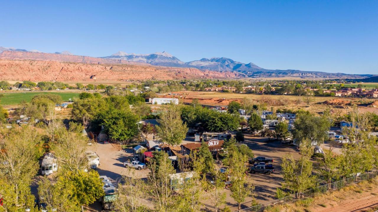 Funstays Glamping Setup Tent In Rv Park #6 Ok-T6 Moab Exteriér fotografie