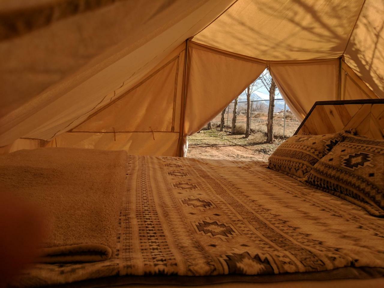 Funstays Glamping Setup Tent In Rv Park #6 Ok-T6 Moab Exteriér fotografie
